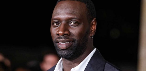 Lire la suite à propos de l’article « On grandit entre deux femmes qui se font la guerre » : Les rares confidences d’Omar Sy sur la bigamie de son père